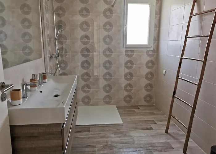 Holiday home Maison Proche Centre